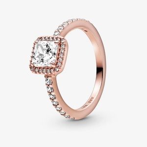 PANDORA Square Sparkle Halo Ring